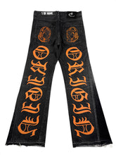 Load image into Gallery viewer, OE 136 FLARED DENIM