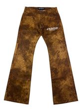 Load image into Gallery viewer, OE 132 FLARED LEATHER