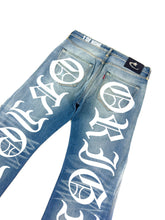 Load image into Gallery viewer, OE 102  FLARED DENIM