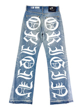 Load image into Gallery viewer, OE 111 FLARED DENIM