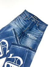 Load image into Gallery viewer, OE 115 FLARED DENIM