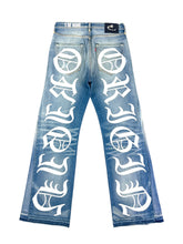 Load image into Gallery viewer, OE 102  FLARED DENIM