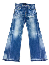Load image into Gallery viewer, OE 115 FLARED DENIM