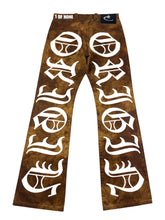 Load image into Gallery viewer, OE 132 FLARED LEATHER