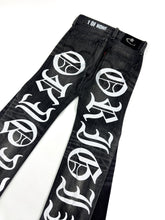 Load image into Gallery viewer, OE 134 FLARED DENIM