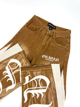 Load image into Gallery viewer, OE 118 FLARED DENIM