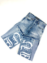 Load image into Gallery viewer, OE 123 FLARED DENIM