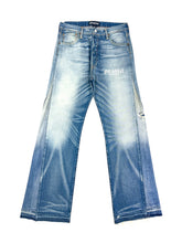 Load image into Gallery viewer, OE 102  FLARED DENIM
