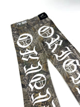 Load image into Gallery viewer, OE 121 FLARED DENIM