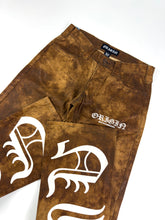 Load image into Gallery viewer, OE 132 FLARED LEATHER