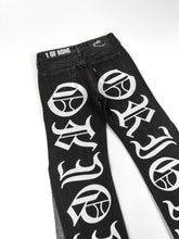 Load image into Gallery viewer, OE 127 FLARED DENIM