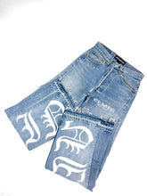 Load image into Gallery viewer, OE 114 FLARED DENIM