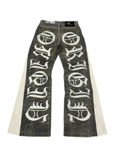 Load image into Gallery viewer, OE Snake Skin Iced Out Flared Jeans
