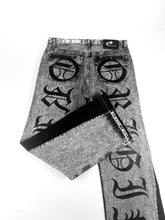 Load image into Gallery viewer, OE 141 FLARED DENIM