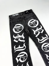 Load image into Gallery viewer, OE 139 FLARED DENIM