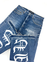 Load image into Gallery viewer, OE 124 FLARED DENIM