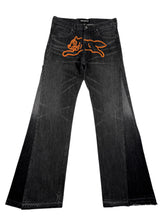 Load image into Gallery viewer, OE 136 FLARED DENIM