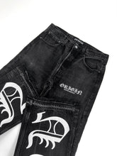 Load image into Gallery viewer, OE 107 FLARED DENIM