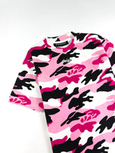 Load image into Gallery viewer, OE Minimal Pink Camou Tee Slim Fit
