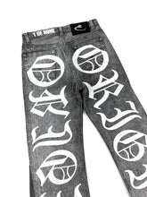 Load image into Gallery viewer, OE 142 FLARED DENIM