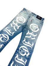 Load image into Gallery viewer, OE 126 FLARED DENIM