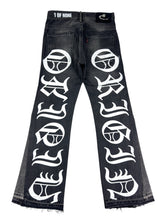 Load image into Gallery viewer, OE 128 FLARED DENIM