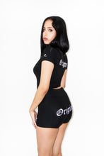 Load image into Gallery viewer, OE Minimal Crop Top Black