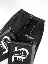 Load image into Gallery viewer, OE 104 FLARED DENIM