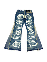 Load image into Gallery viewer, OE Iced Out Gradient Spike Wash Flared Denim Jeans
